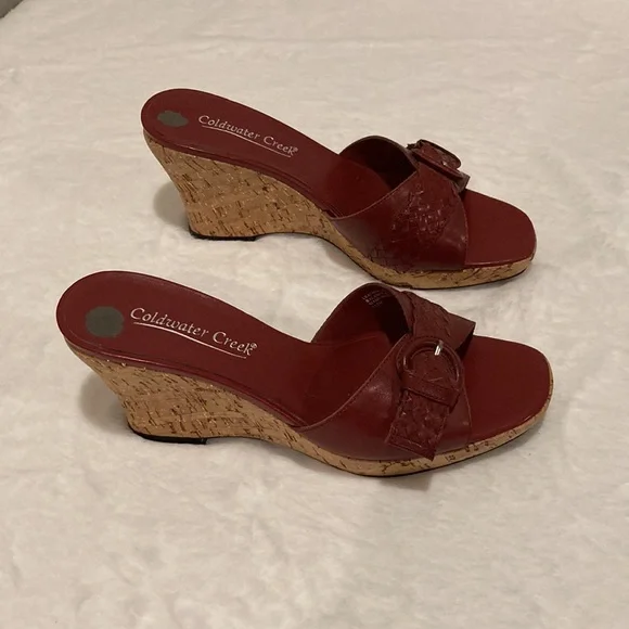 Coldwater Creek red wedges, Sz 7.5M - Picture 3 of 6